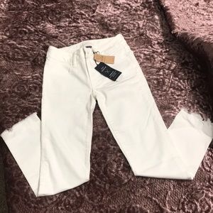 White American Eagle Jeans.